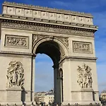 Gorgeous Eiffel Tower شقة *