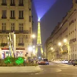 شقة Gorgeous Eiffel Tower باريس