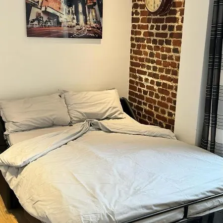 Gorgeous Eiffel Tower Париж