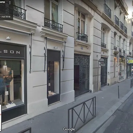 Gorgeous Eiffel Tower Париж